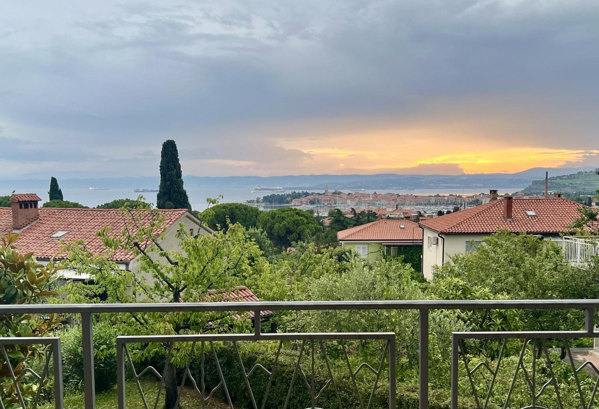 Magnolia Apartments Izola Εξωτερικό φωτογραφία